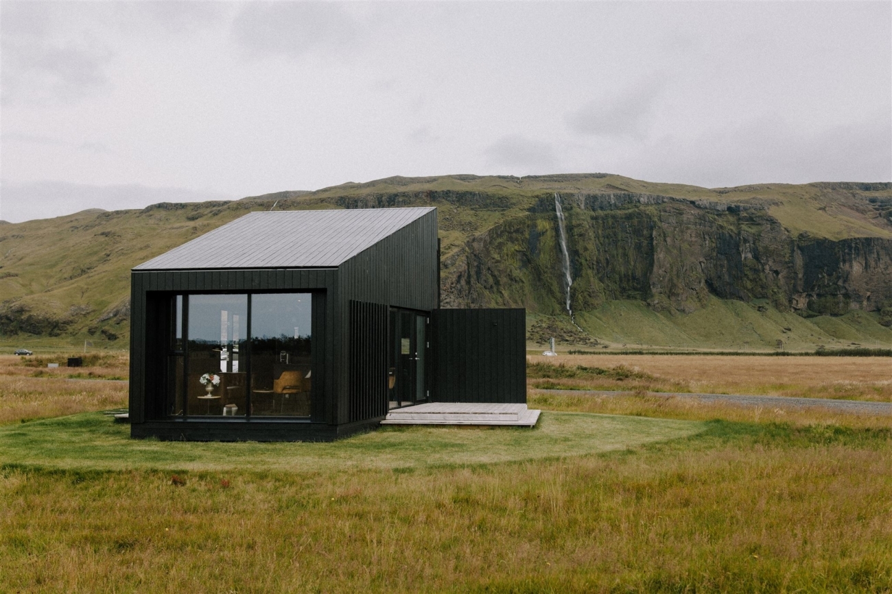 Seljalandsfoss Horizon Cabin, private but close to the action, with amazing views over the south coast of Iceland.