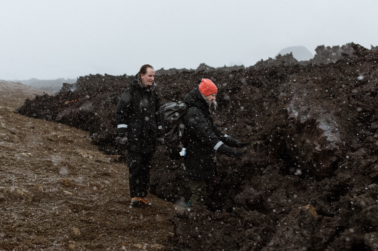 Warming up by hot lava during the Fagradalsfjall eruption.