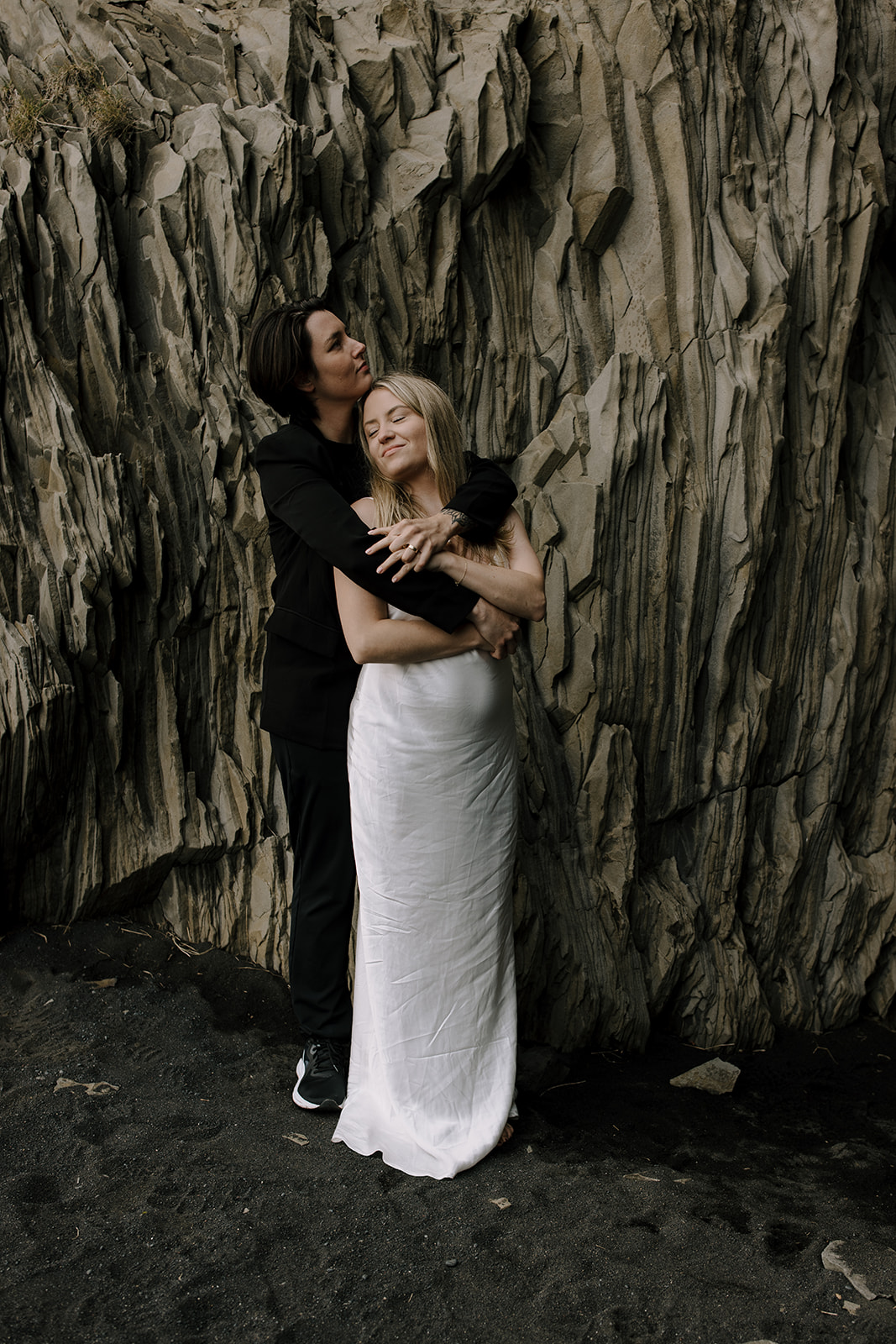 heather & sara
